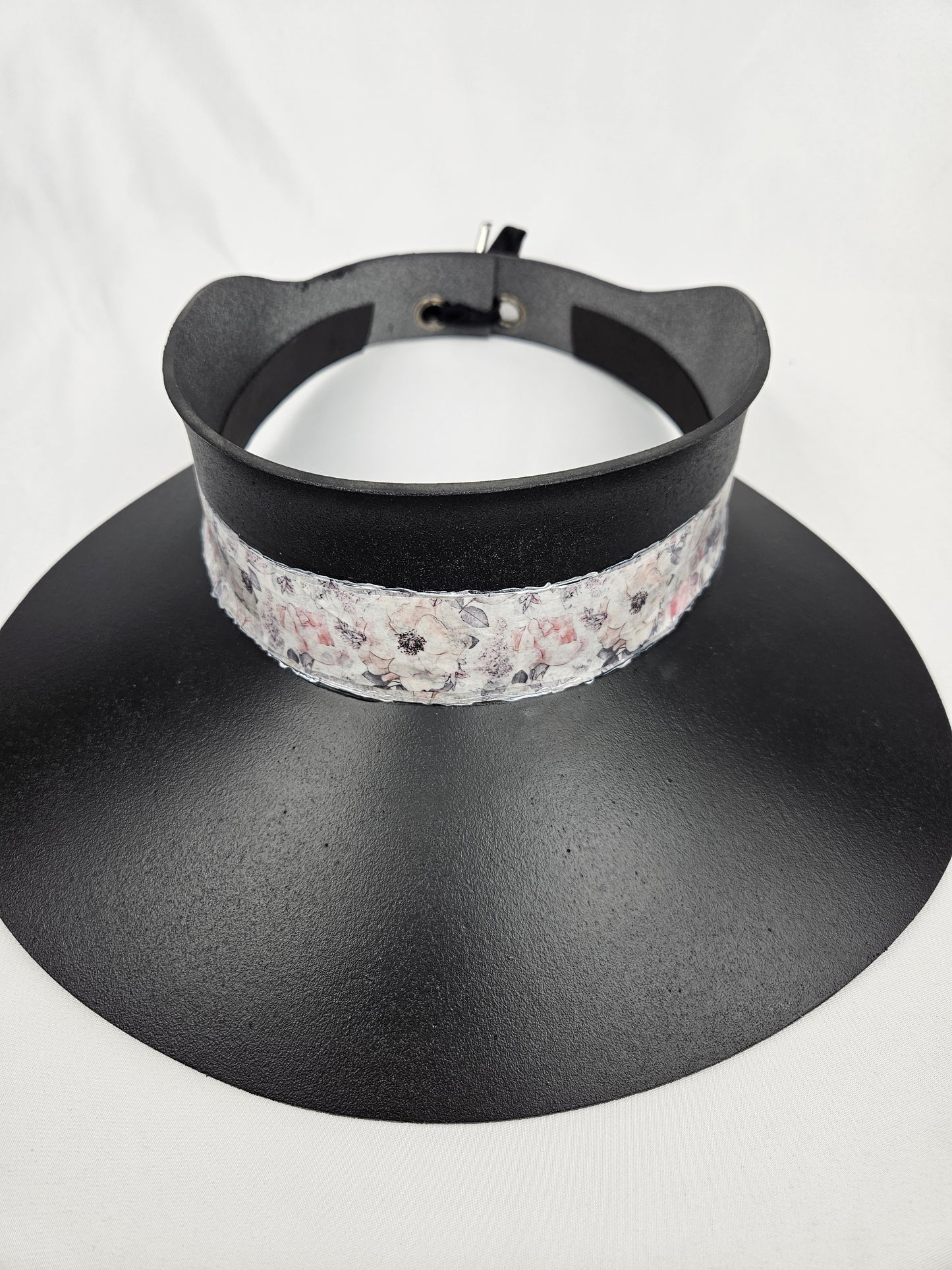 Black Visor Hat - Pale Pink Floral Band