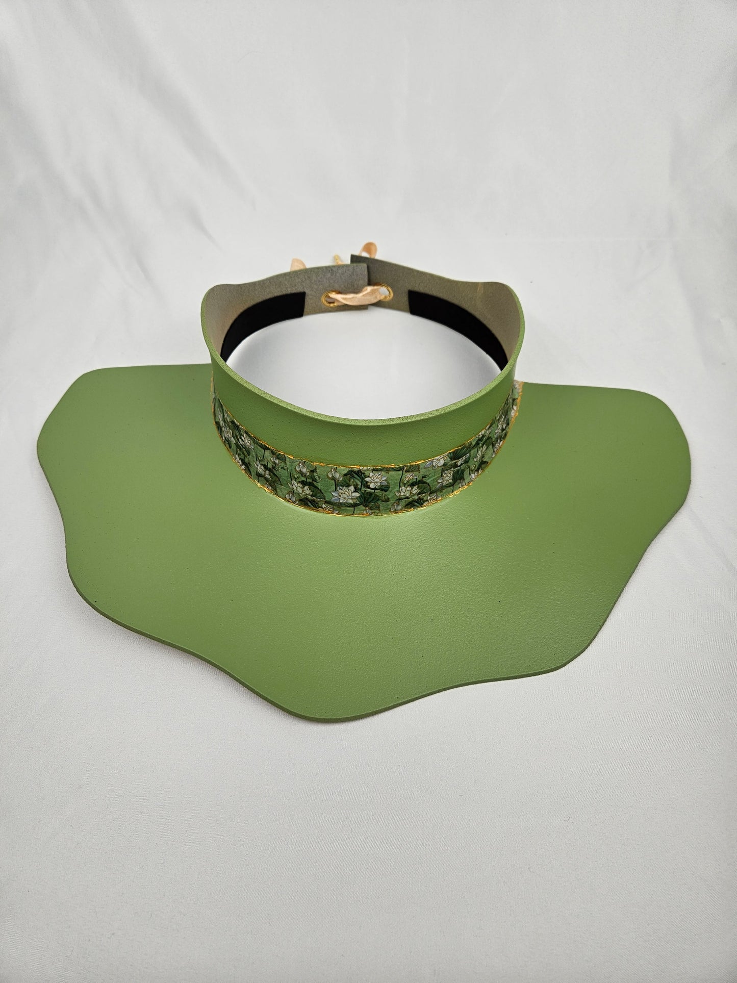 Green Lotus Visor Hat - Green Floral Band