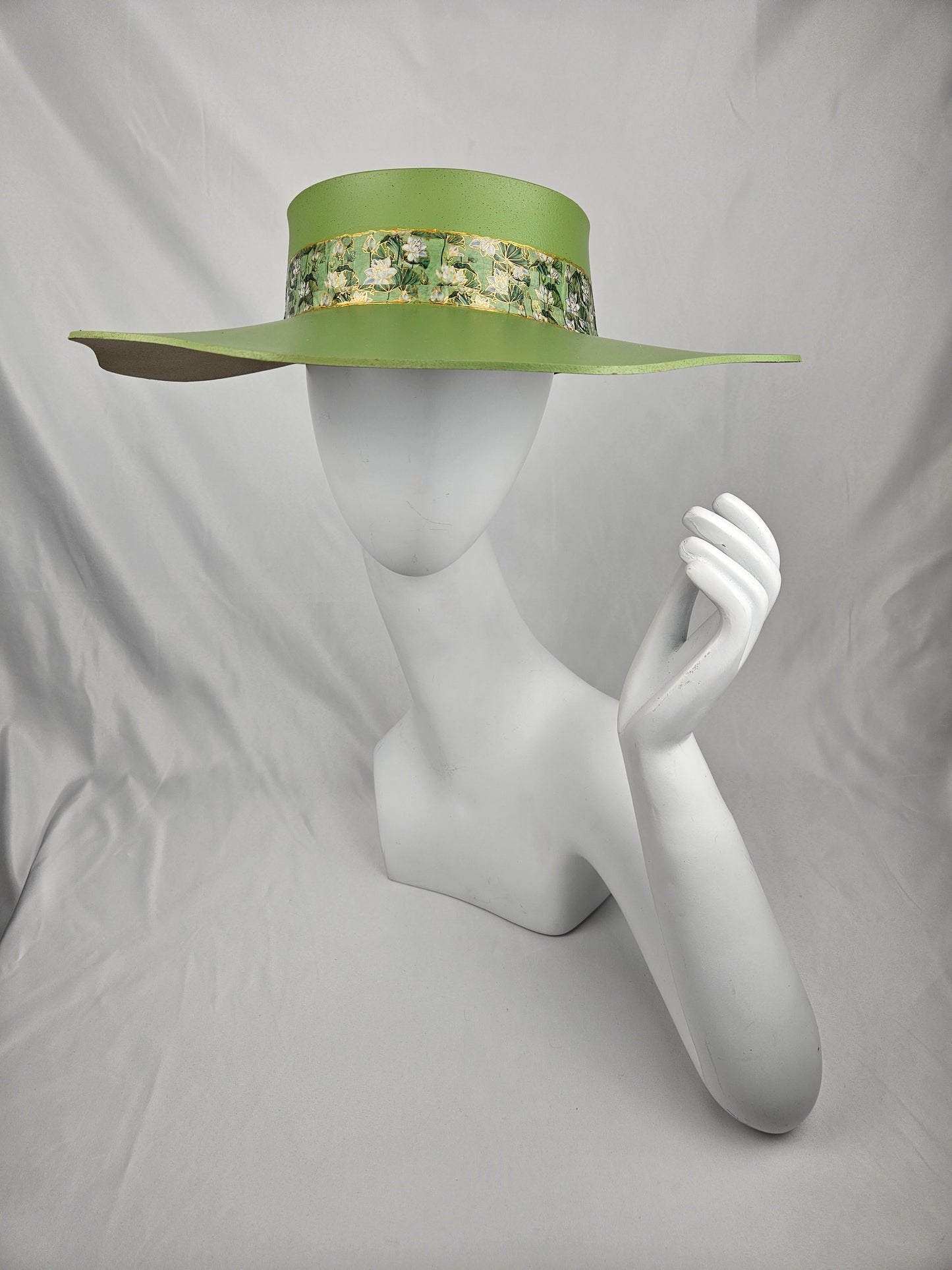 Green Lotus Visor Hat - Green Floral Band