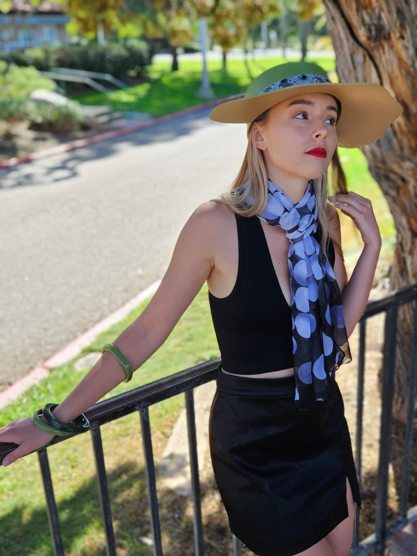 Green Lotus Visor Hat - Black and White Floral Band