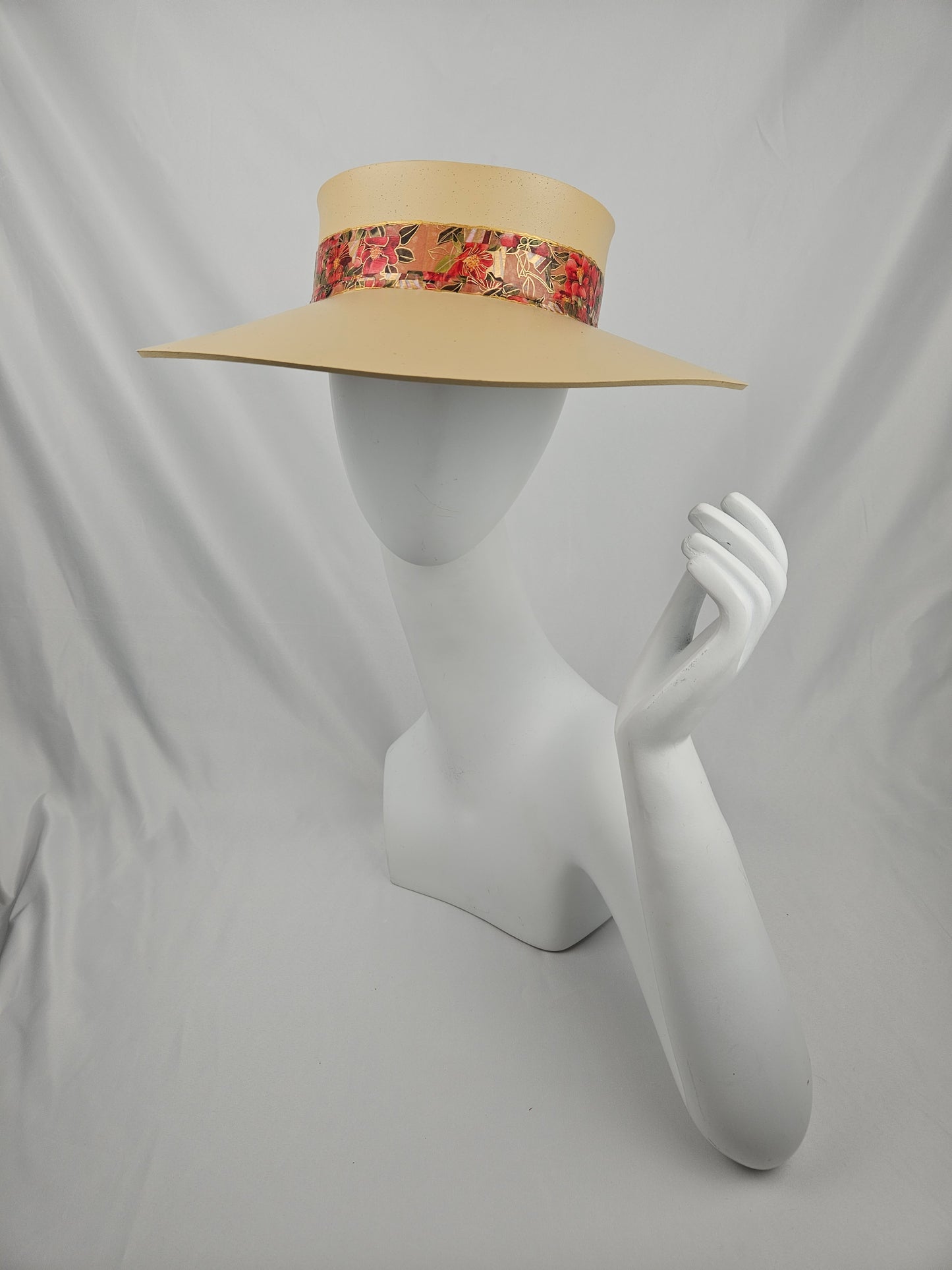 Beige "LadyEVA" Visor Hat with Deep Red Floral Band