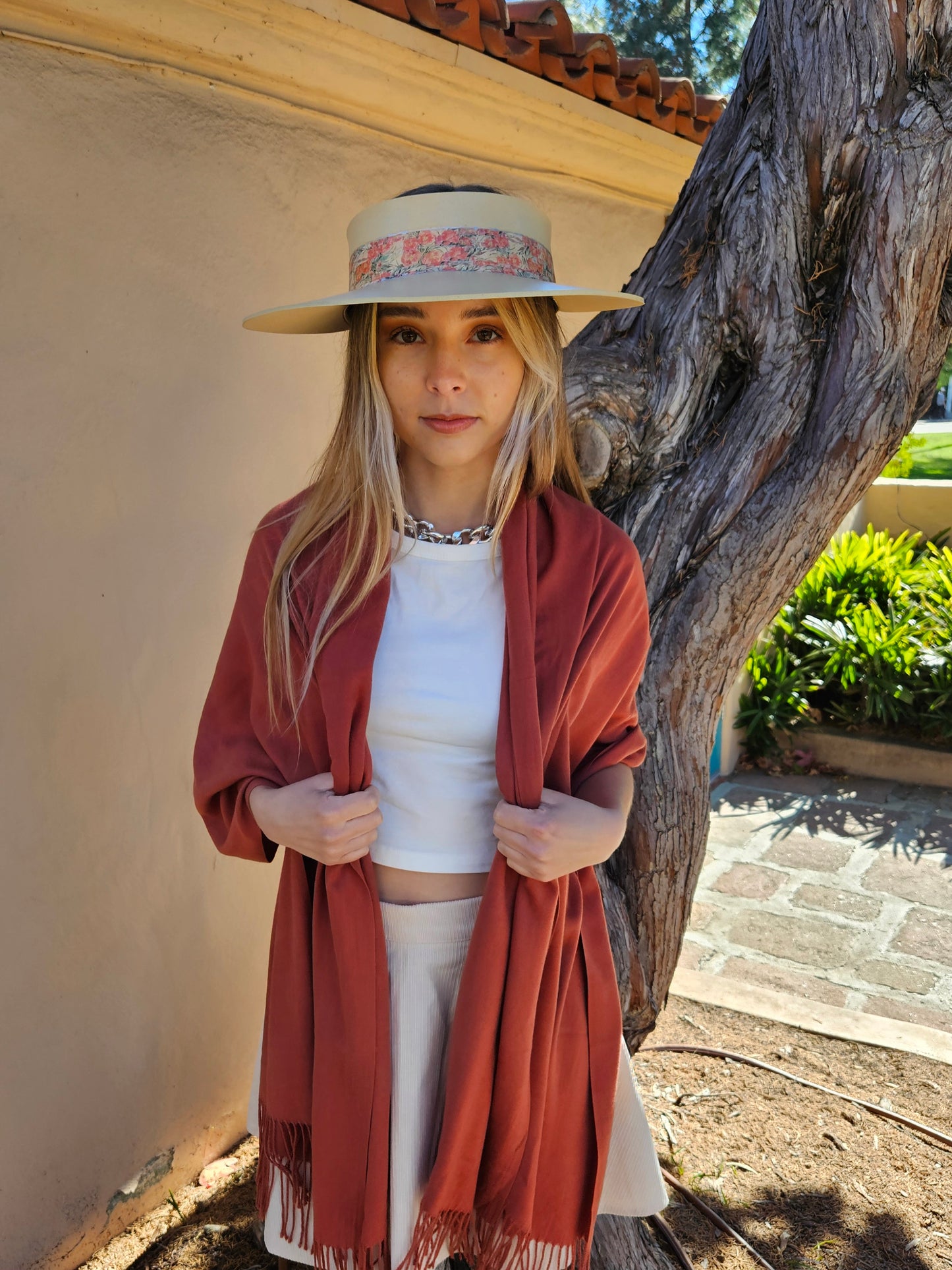 Beige "LadyEVA" Visor Hat with Orange Pink Floral Band
