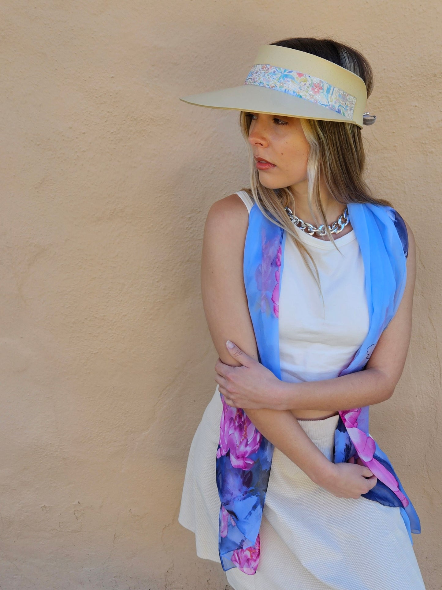 Beige "LadyEVA" Visor Hat with Pastel Multicolor Floral Band