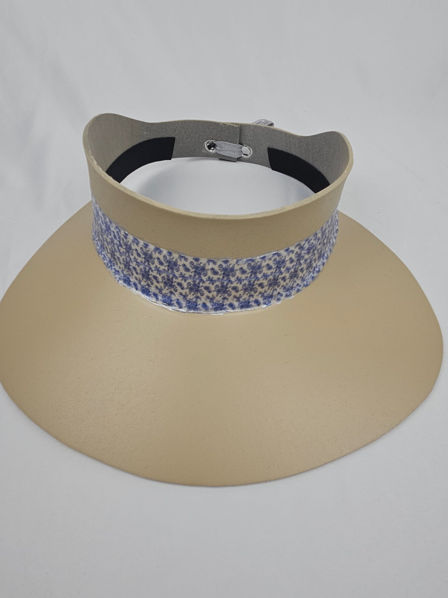 Beige Visor Hat - Delicate Blue Floral Band