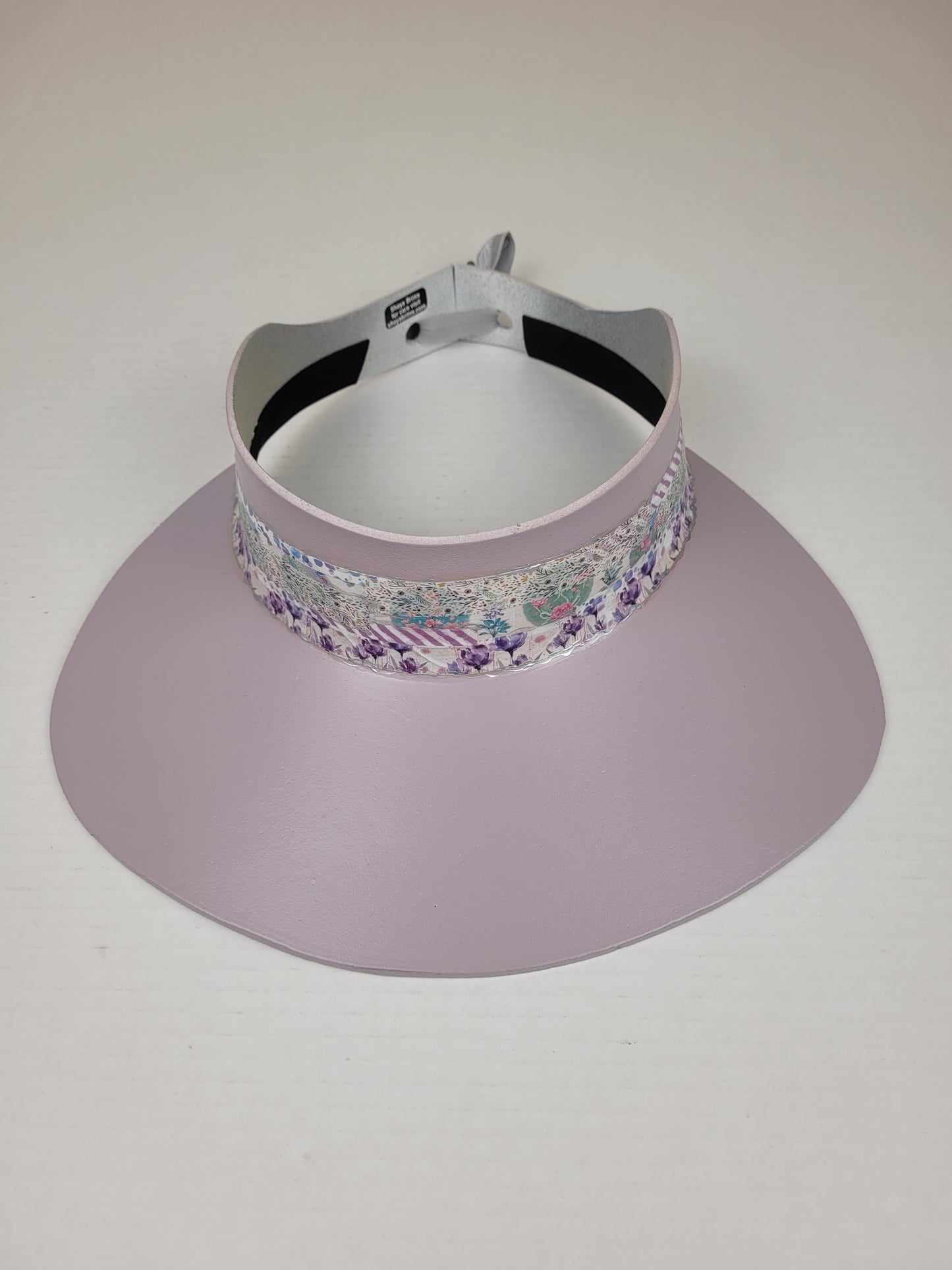 Audrey Wide Brim Visor Hat - Lovely Lilac with Beige Bottom