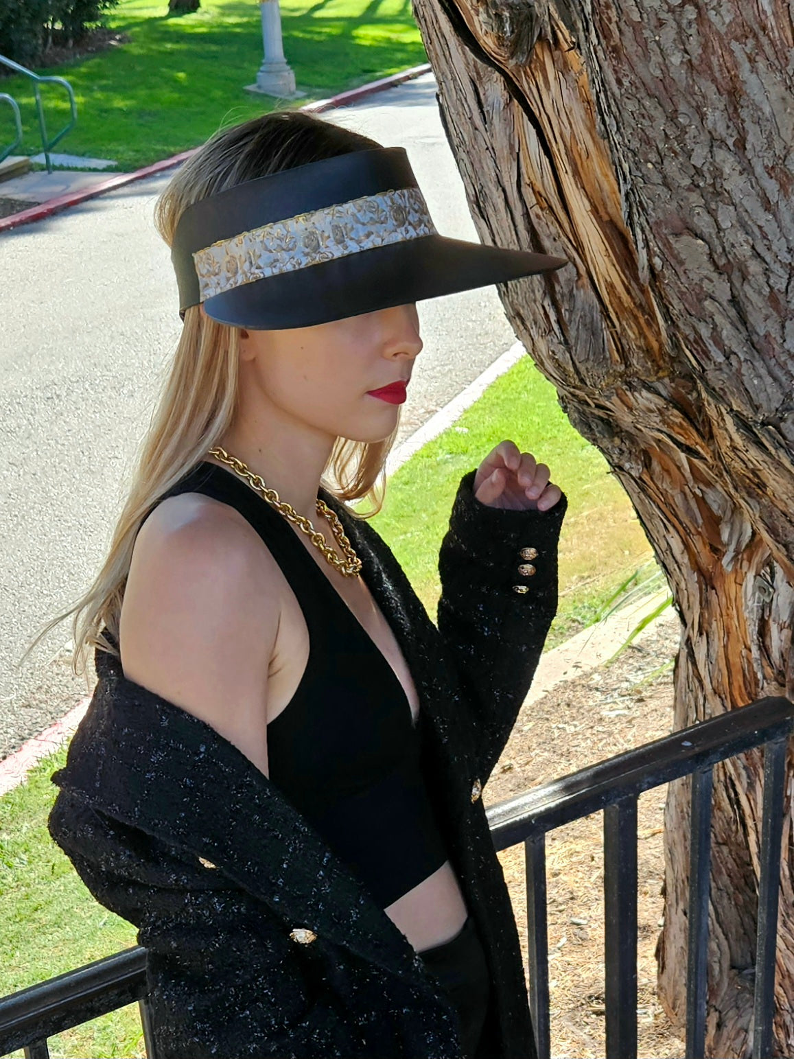 Big sun shop visor hat