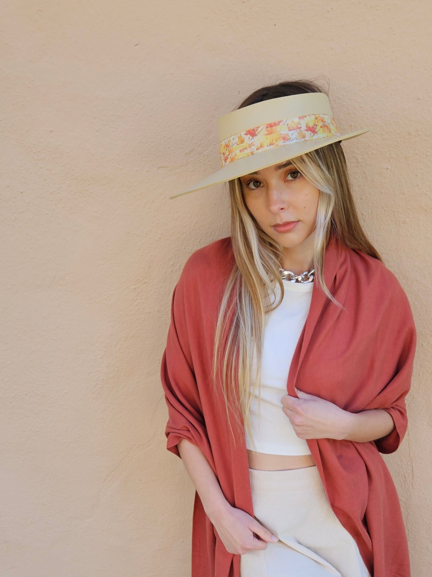 Beige "LadyEVA" Visor Hat with Orange Leaf Band