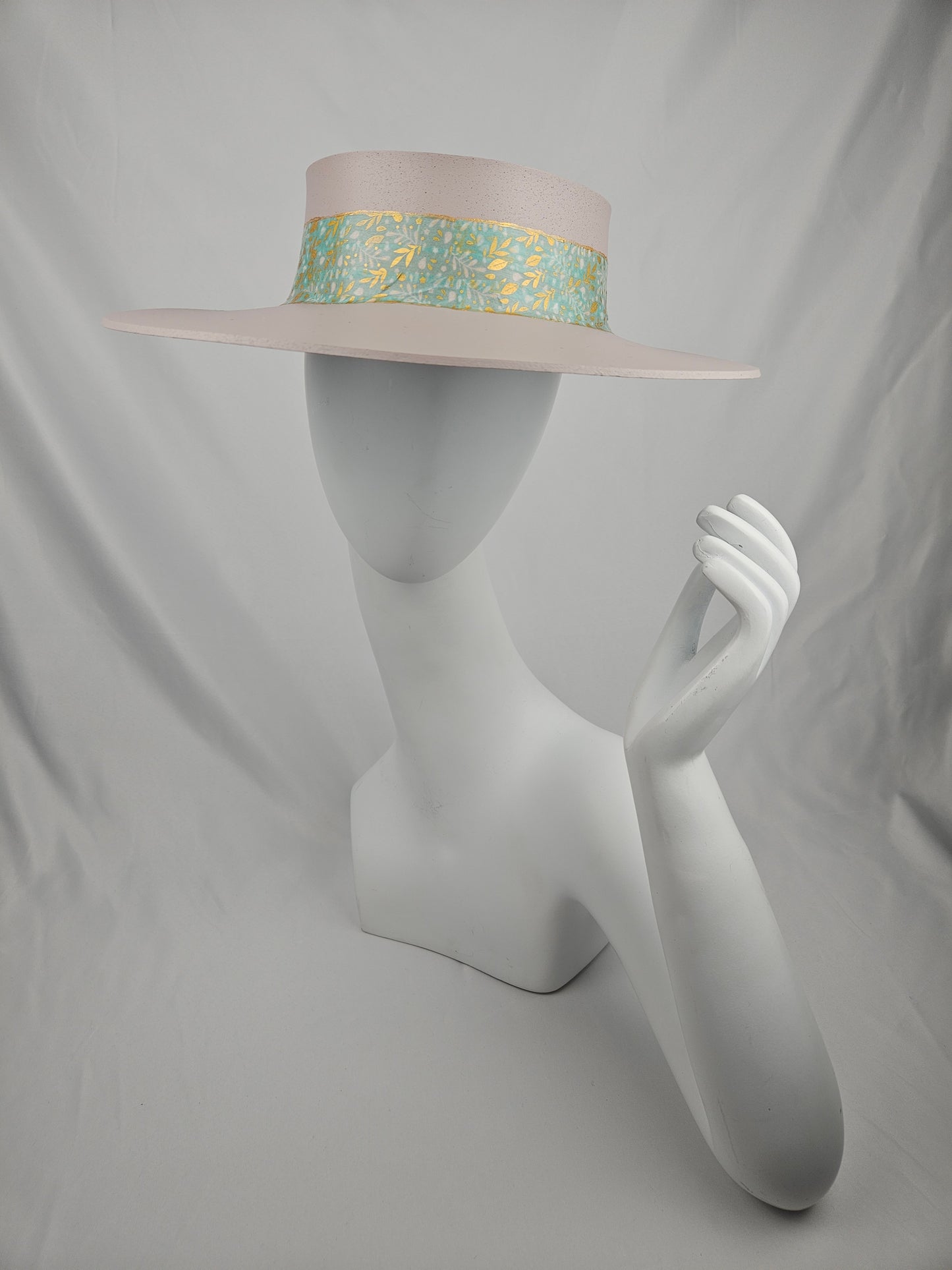 Soft Pink Audrey Foam Sun Visor Hat with Seafoam Green and Gold Band: 1950s, Walks, Brunch, Asian, Golf, Easter, Church, No Headache, Derby
