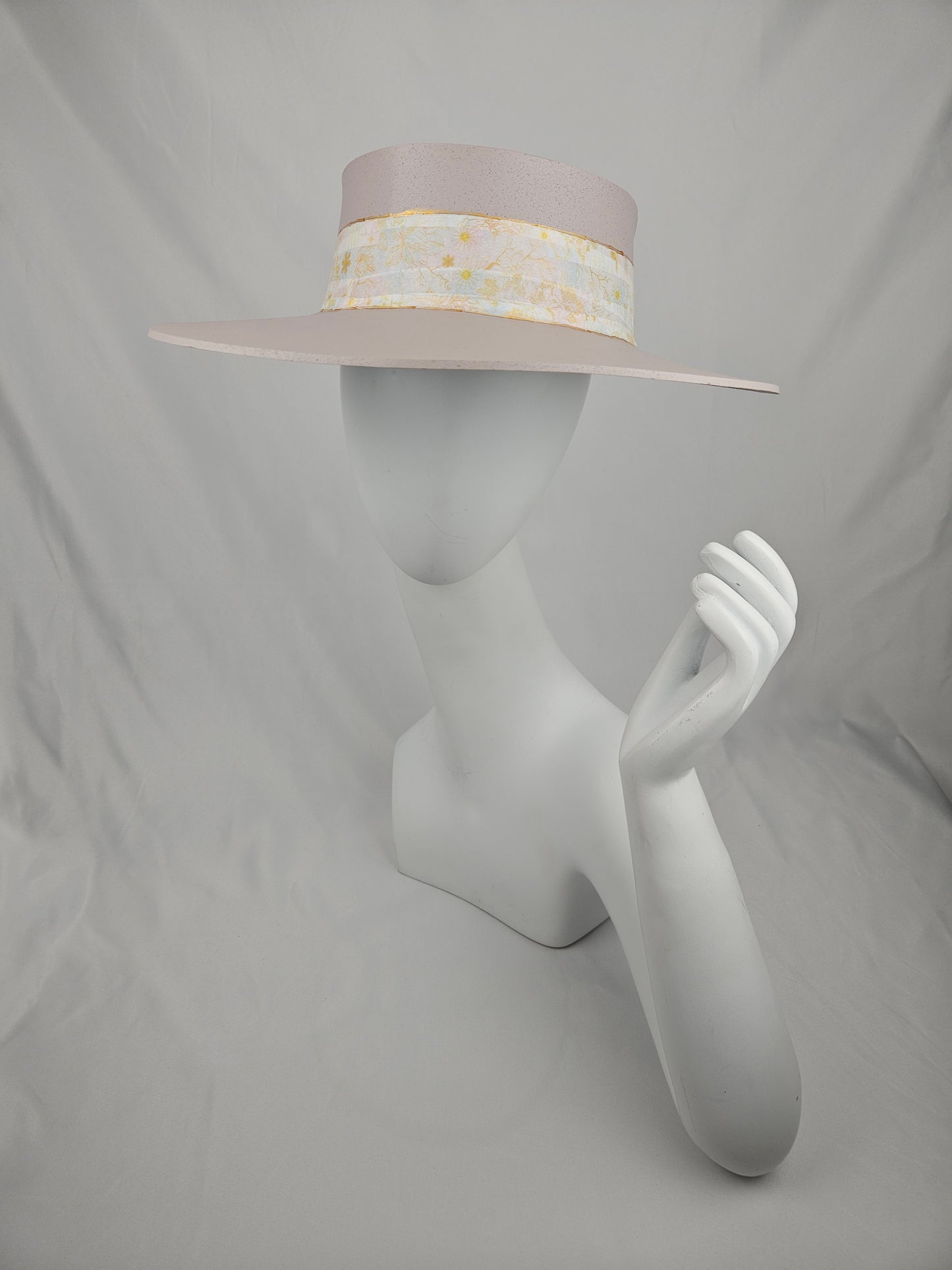 Tall Soft Pink Audrey Sun Visor Hat with Soft Pink Floral Band: 1950s, Walks, Brunch, Asian, Golf, Easter, Church, No Headache, Derby