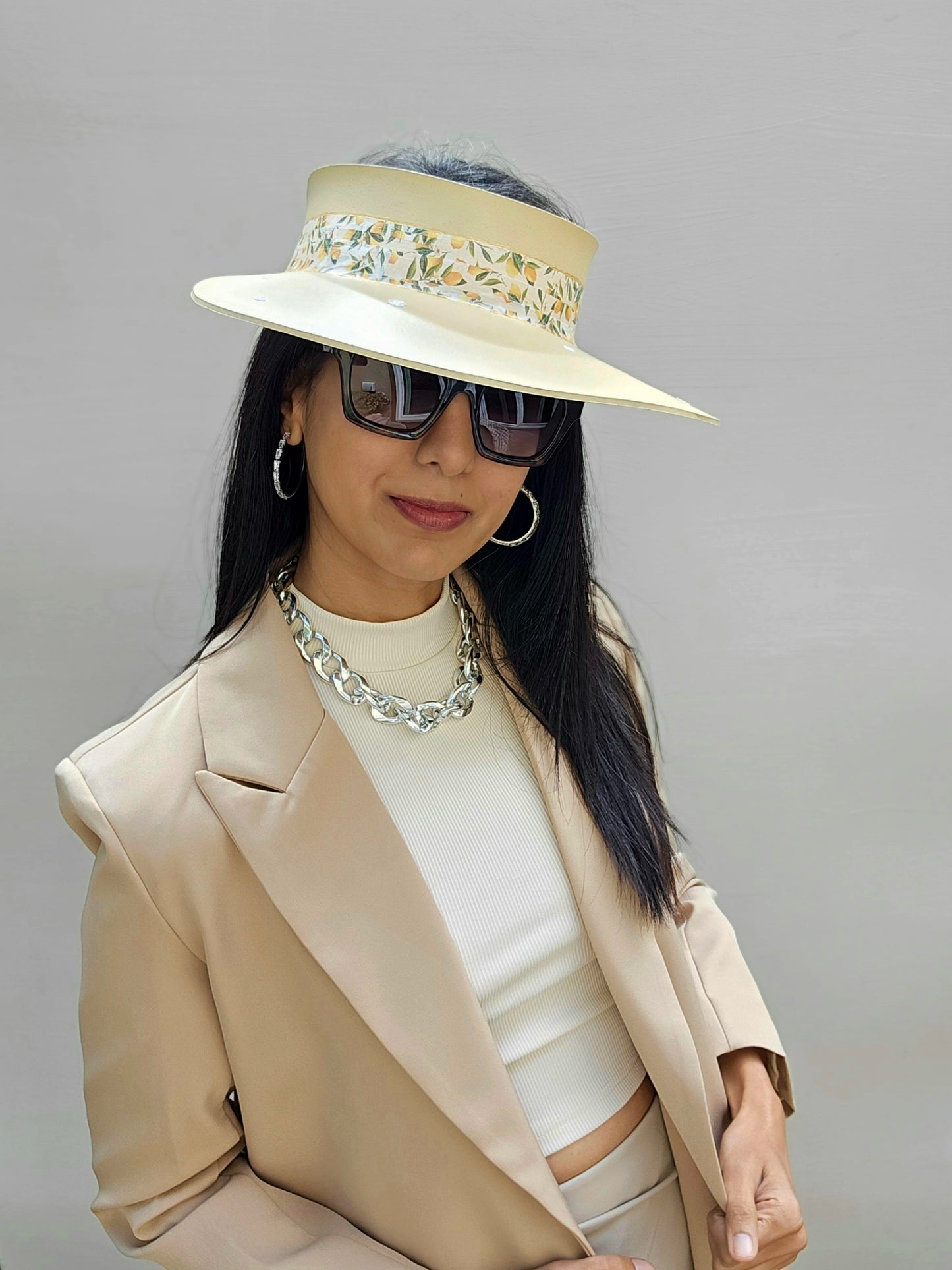 Beautiful Beige Audrey Foam Sun Visor Hat with Fun Citrus Floral Band and White Flowers on Brim: 1950s, Walks, Brunch, Tea, Golf, Wedding, Church, No Headache, Derby