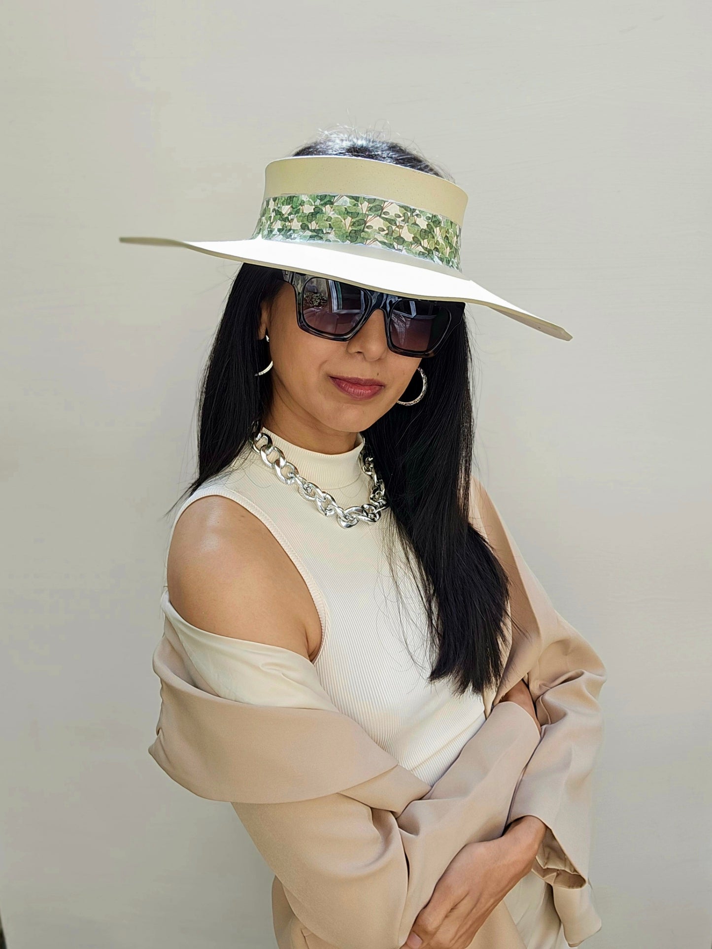 Beige Lotus Visor Hat with Green Leaf Band