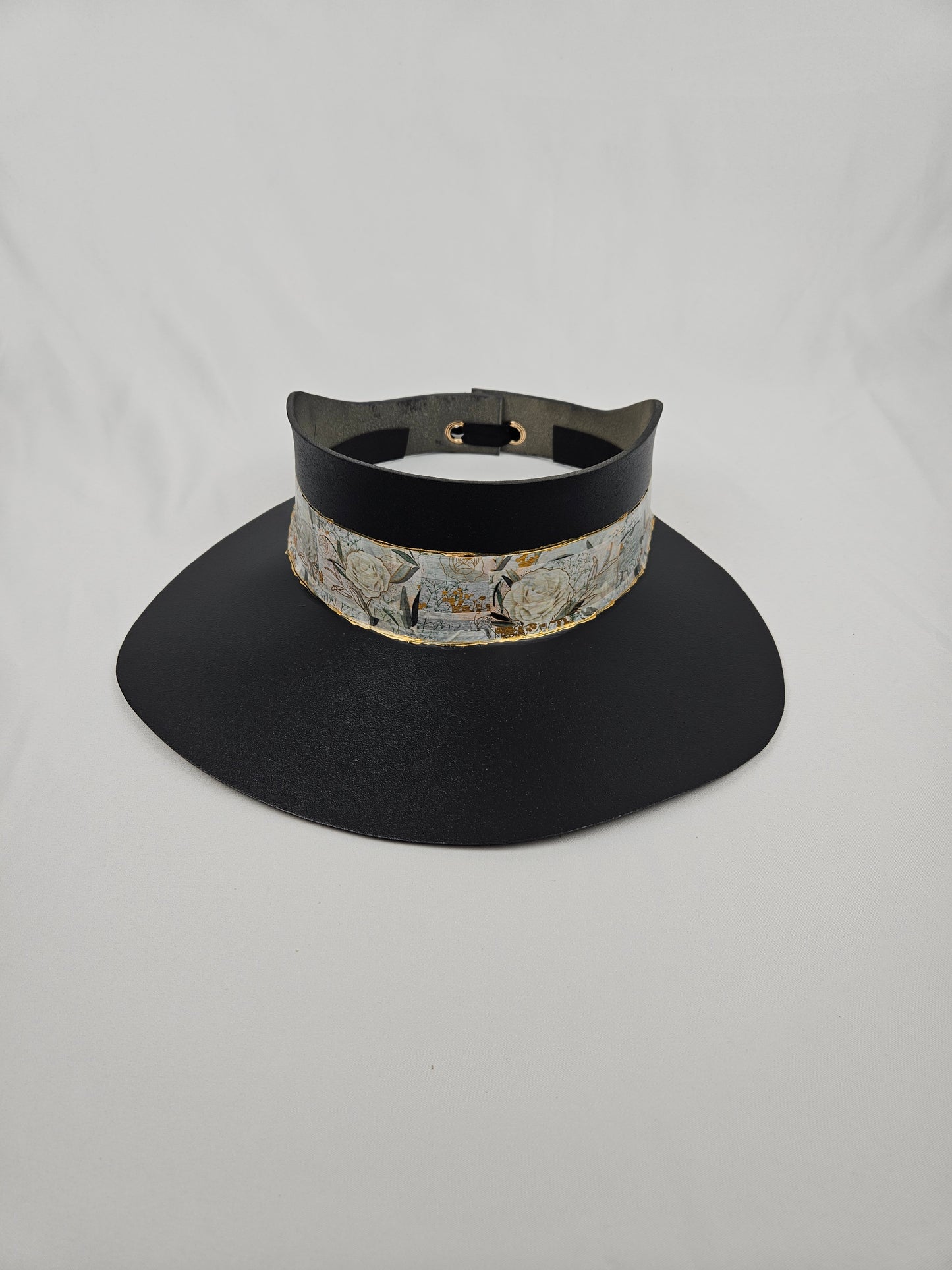 Tall Timeless Black Audrey Foam Sun Visor Hat with Elegant Golden and White Floral Band: 1950s, Walks, Brunch, Tea, Golf, Wedding, Church, No Headache, Easter, Pool