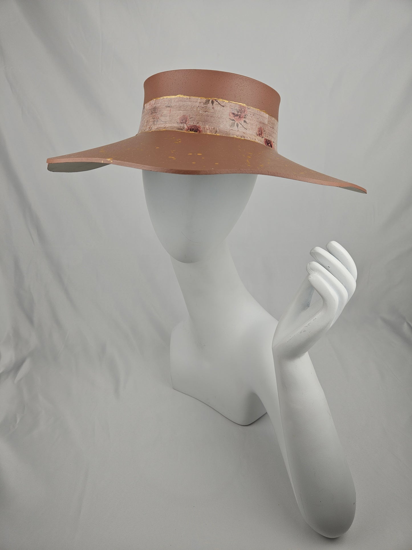 Rich Brown Lotus Foam Sun Visor Hat with Elegant Warm Brown and Burgundy Floral Style Band and Golden Paint Splatter: 1950s, Walks, Brunch, Tea, Golf, Wedding, Church, No Headache, Easter, Pool