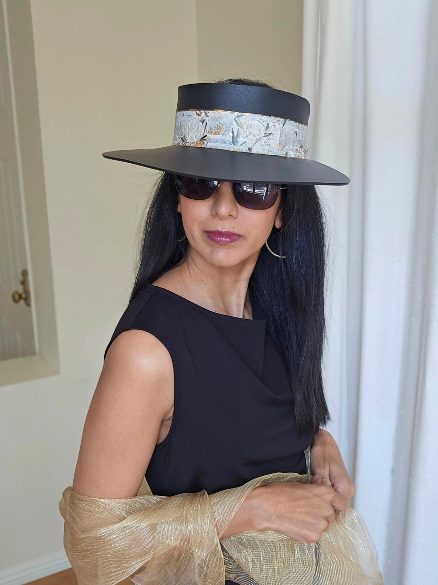 Tall Timeless Black Audrey Foam Sun Visor Hat with Elegant Golden and White Floral Band: 1950s, Walks, Brunch, Tea, Golf, Wedding, Church, No Headache, Easter, Pool