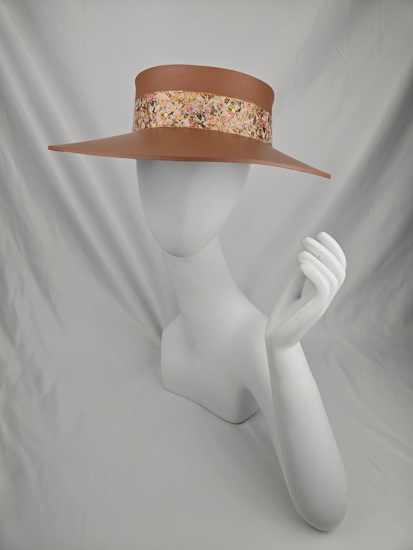 Caramel Brown Audrey Sun Visor Hat with Elegant Pink and Gold Floral Band: UV Resistant, Walks, Brunch, Tea, Golf, Wedding, Church, No Headache, Easter, Pool, Beach, Big Brim