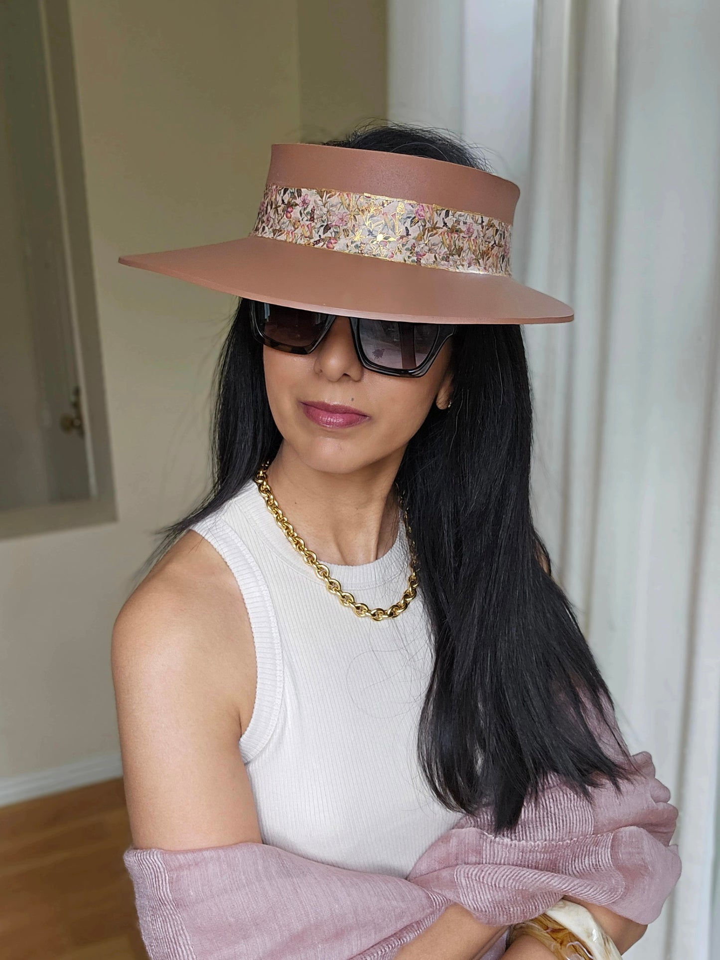Caramel Brown Audrey Sun Visor Hat with Elegant Pink and Gold Floral Band: UV Resistant, Walks, Brunch, Tea, Golf, Wedding, Church, No Headache, Easter, Pool, Beach, Big Brim