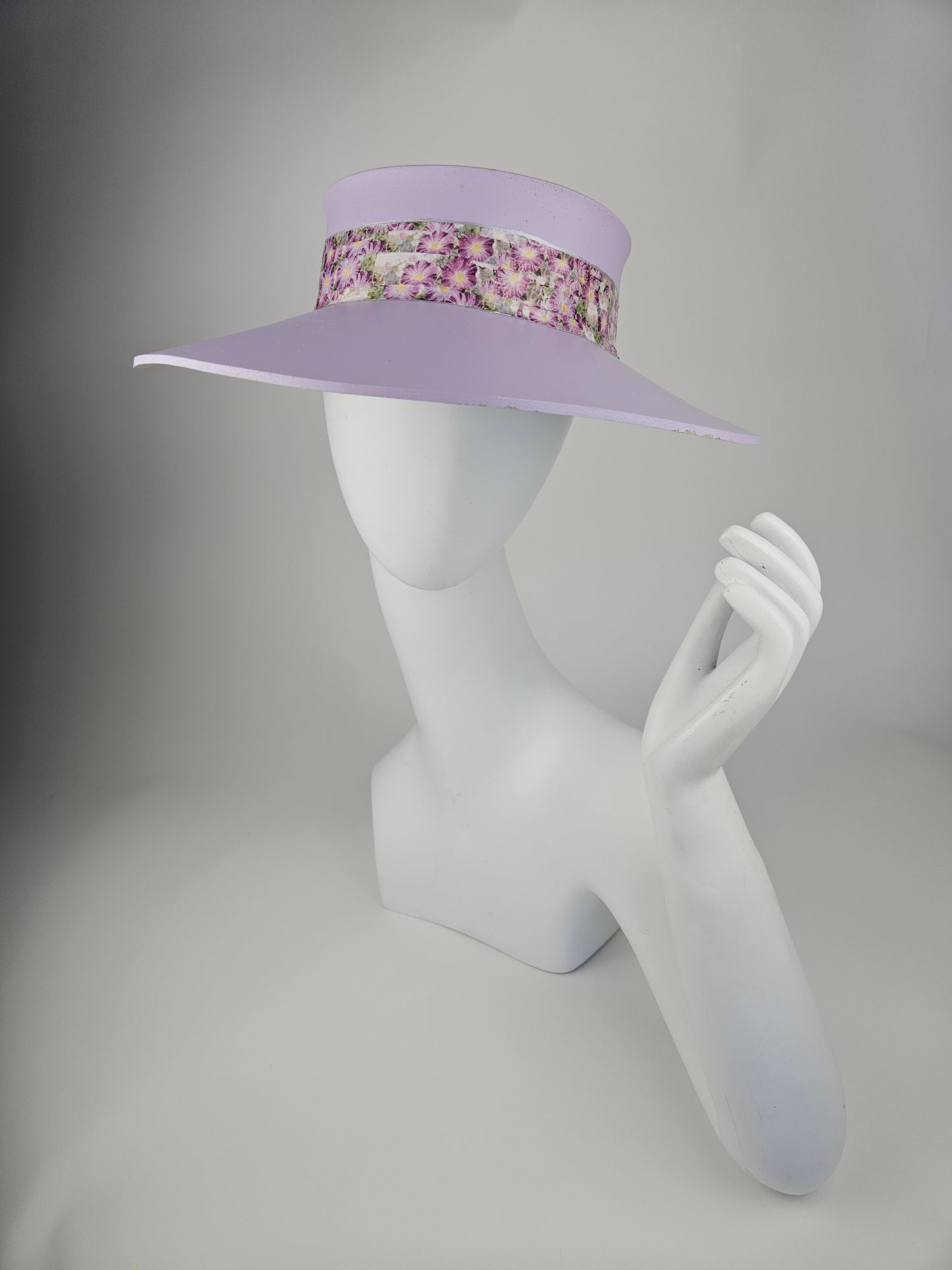 Lilac Purple Audrey Sun Visor Hat with Elegant Purple Floral Band: Tea, Walks, Brunch, Asian, Golf, Summer, Church, No Headache, Pool, Beach