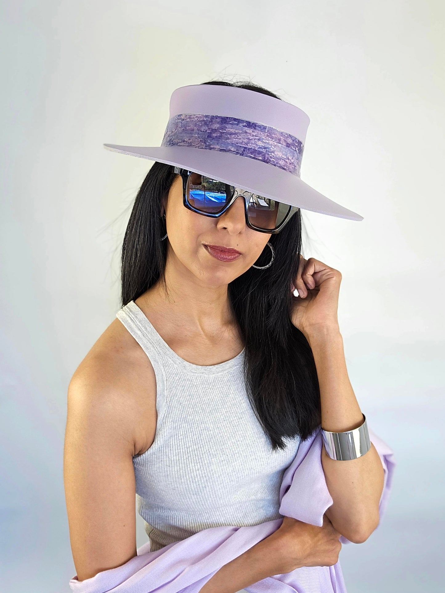 Tall Lilac Purple Audrey Sun Visor Hat with Elegant Purple Monet Style Band: 1950s, Walks, Brunch, Asian, Golf, Summer, Church, No Headache, Pool, Beach