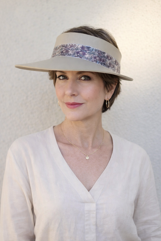 Beige "LadyEVA" Visor Hat with Soft Purple Floral Band