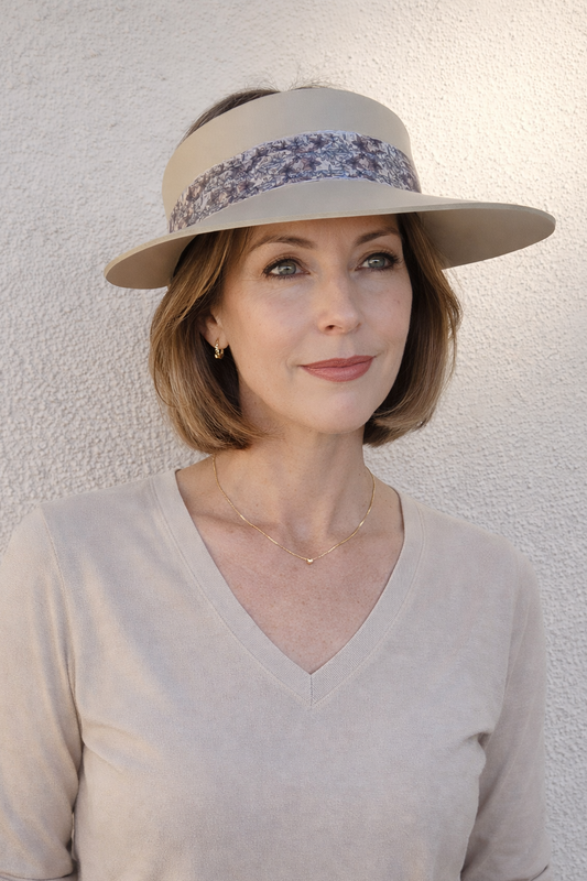 Beige "LadyEVA" Visor Hat with Soft Purple Floral Band